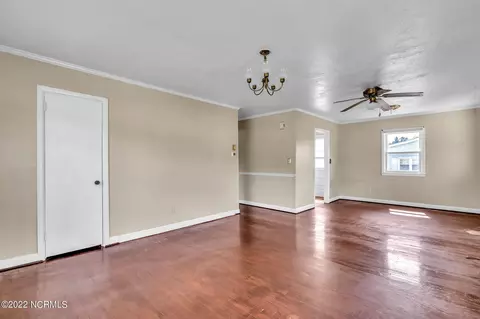 158 Circle Dr, Wallace, NC 28466 photo 5