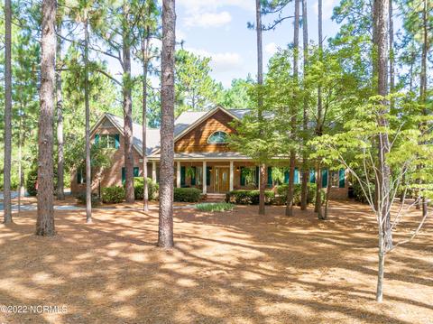 13 Strathaven Dr, Pinehurst, NC 28374 photo 2