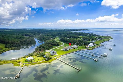 313 Quiet Cv, Gloucester, NC 28528 photo 5