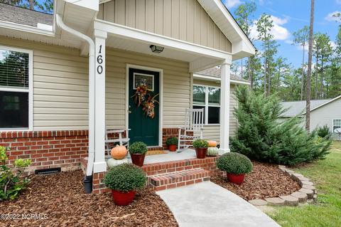 160 N Pear St, Pinebluff, NC 28373 photo 3