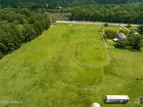7 Cheraw Rd, Hamlet, NC 28345 photo 5