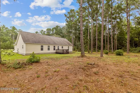 206 E Peyton Pl, Maple Hill, NC 28454 photo 35