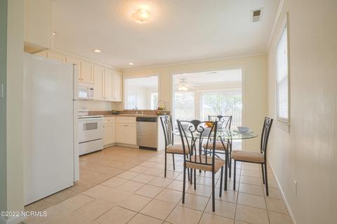 160 Edgewater Dr, Grandy, NC 27939 photo 7