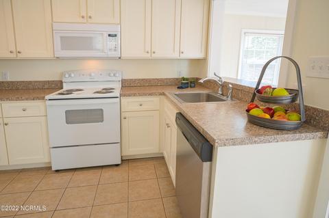 160 Edgewater Dr, Grandy, NC 27939 photo 10