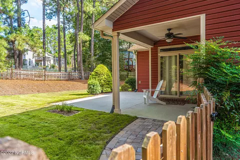 100 Lake View Dr E, Pinehurst, NC 28374 photo 17