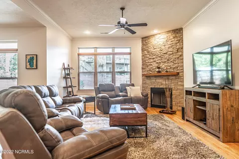 100 Lake View Dr E, Pinehurst, NC 28374 photo 4