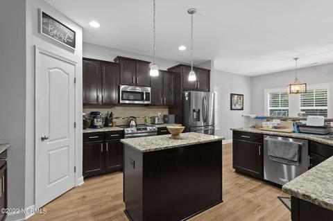 108 Katydid Ct, Hampstead, NC 28443 photo 9