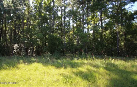 511 Becton Rd, Havelock, NC 28532 photo 3
