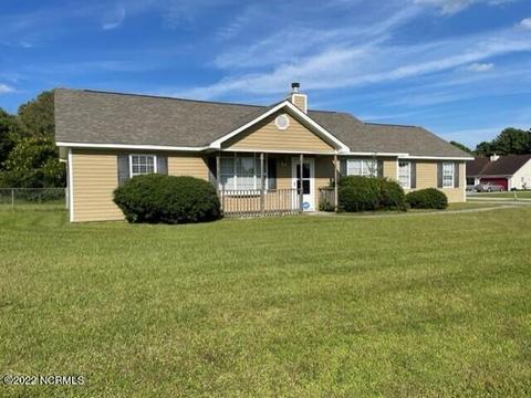 123 Parnell Rd, Hubert, NC 28539 photo 1