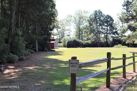 211 Grandy Rd, Grandy, NC 27939 photo 2