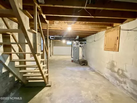 303 E Franklin St, Williamston, NC 27892 photo 40