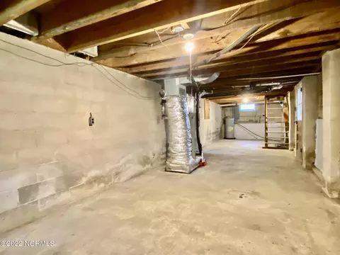 303 E Franklin St, Williamston, NC 27892 photo 42