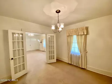 303 E Franklin St, Williamston, NC 27892 photo 15