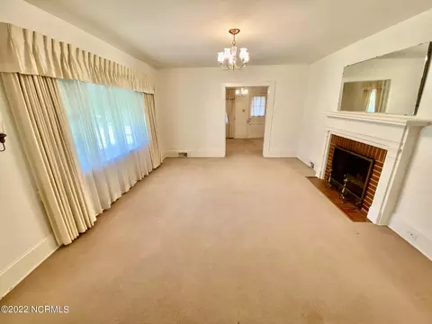 303 E Franklin St, Williamston, NC 27892 photo 13