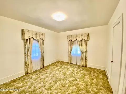 303 E Franklin St, Williamston, NC 27892 photo 35