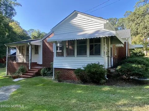 303 E Franklin St, Williamston, NC 27892 photo 6