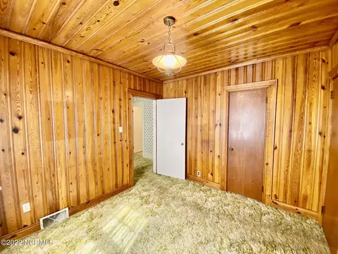 303 E Franklin St, Williamston, NC 27892 photo 27
