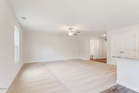 661 Poppleton Dr, Hampstead, NC 28443 photo 5