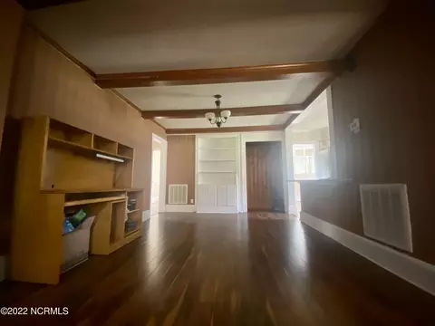 812 E 4th St, Washington, NC 27889 photo 10