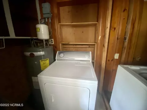 812 E 4th St, Washington, NC 27889 photo 5
