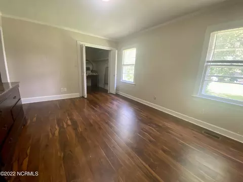812 E 4th St, Washington, NC 27889 photo 13