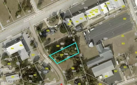 105 Buds Ln, Cedar Point, NC 28584
