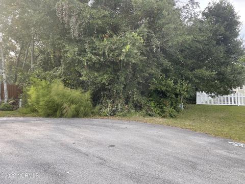 104 Emma Ct, Cedar Point, NC 28584 photo 2