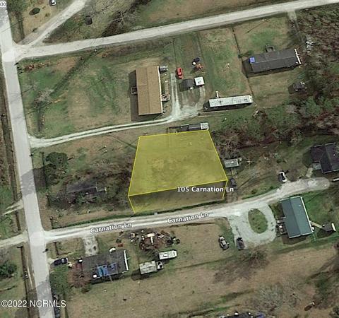 105 Carnation Ln, Hubert, NC 28539 photo 1