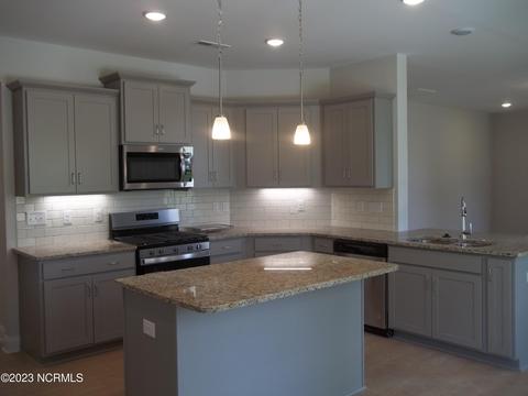 908 Terraces Ln, Hampstead, NC 28443 photo 8