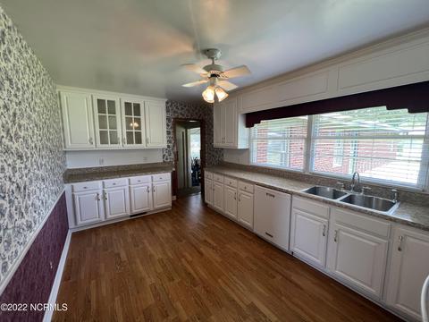 111 S Wright St, Raeford, NC 28376 photo 16
