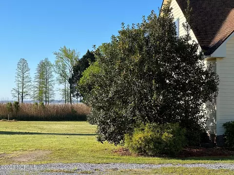 846 Wide Waters Dr, Bath, NC 27808 photo 3