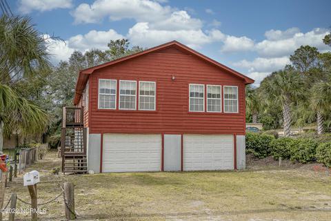 607 43rd Ave S, North Myrtle Beach, SC 29582