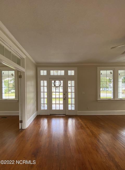 252 Fourth St, Ayden, NC 28513 photo 4