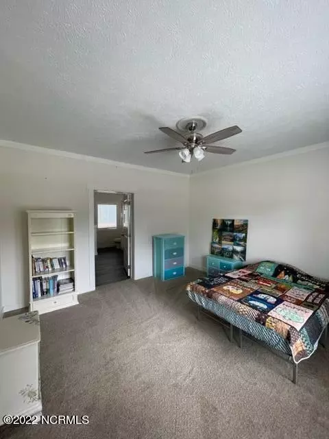 107 Colbert Ln, Hampstead, NC 28443 photo 5