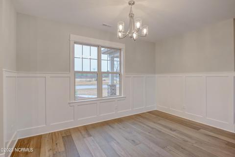 162 Windsor Ct, Hampstead, NC 28443 photo 9