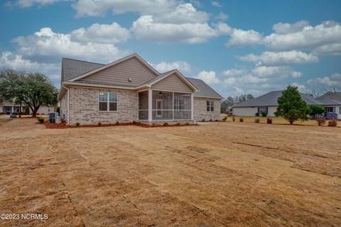 162 Windsor Ct, Hampstead, NC 28443 photo 5