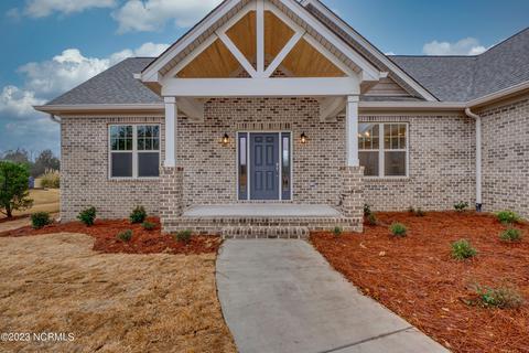 162 Windsor Ct, Hampstead, NC 28443 photo 4