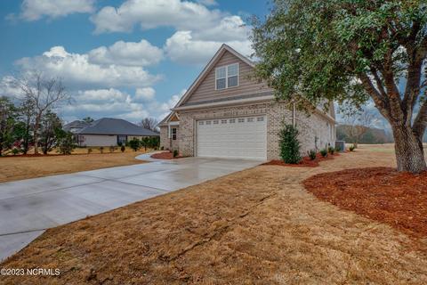 162 Windsor Ct, Hampstead, NC 28443 photo 3