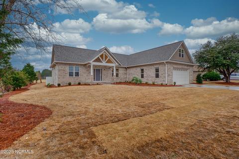 162 Windsor Ct, Hampstead, NC 28443 photo 2