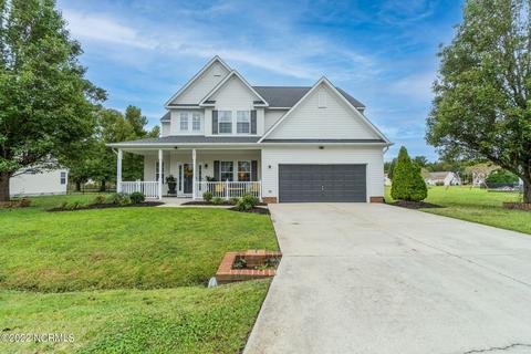 181 Eagleton Cir, Moyock, NC 27958