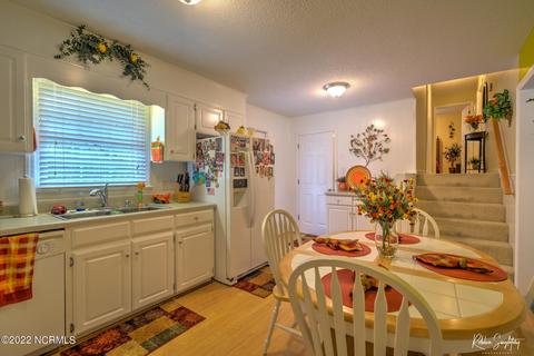 313 James Ave, Hamlet, NC 28345 photo 9