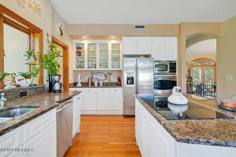 304 Gull Rd, Hampstead, NC 28443 photo 31