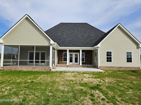 112 Eagle Point Ln, Clinton, NC 28328 photo 2
