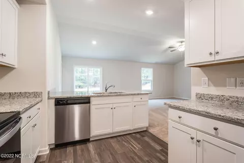 233 Priscilla Pl, Hampstead, NC 28443 photo 11