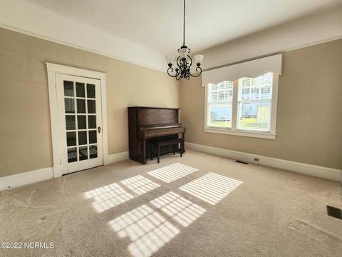 105 E Watson St, Windsor, NC 27983 photo 10