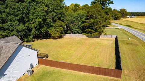 18 Watersedge Ln, Smithfield, NC 27577 photo 6