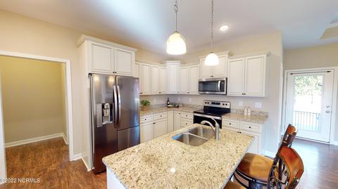 18 Watersedge Ln, Smithfield, NC 27577 photo 12