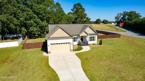 18 Watersedge Ln, Smithfield, NC 27577 photo 2