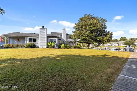 13 Harbour Walk, New Bern, NC 28562 photo 7