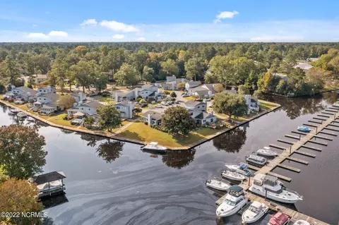 13 Harbour Walk, New Bern, NC 28562 photo 15
